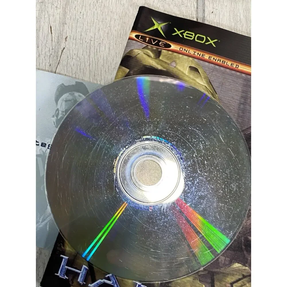 Halo 2 (Xbox, 2004) Complete with manual & Oddworld Munch’s Oddysee